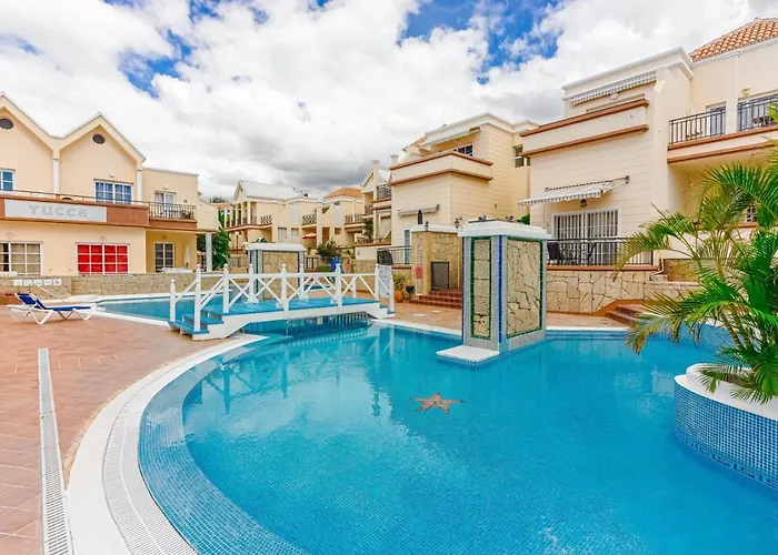 Διαμέρισμα Yucca Park, Lovely, Quiet, 2 Bedroom, 70m2, Ocean Pool View! Costa Adeje (Tenerife)