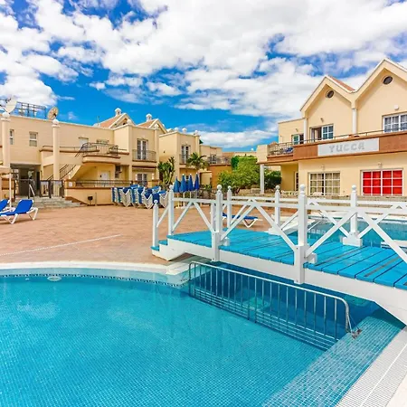 Apartment Yucca Park, Lovely, Quiet, 2 Bedroom, 70m2, Ocean Pool View!