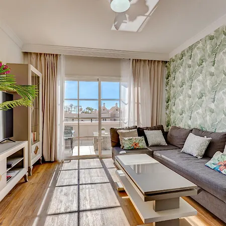 Yucca Park, Lovely, Quiet, 2 Bedroom, 70m2, Ocean Pool View! Apartment *