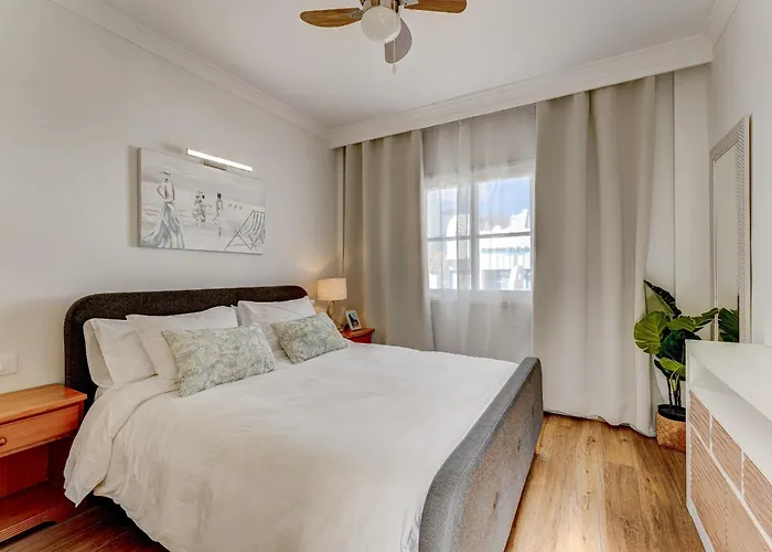 Yucca Park, Lovely, Quiet, 2 Bedroom, 70m2, Ocean Pool View! Costa Adeje (Tenerife)