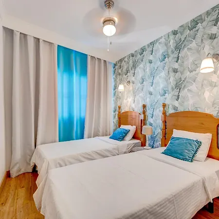 아파트 Yucca Park, Lovely, Quiet, 2 Bedroom, 70m2, Ocean Pool View! *