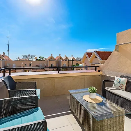 公寓 Yucca Park, Lovely, Quiet, 2 Bedroom, 70m2, Ocean Pool View! 阿德耶